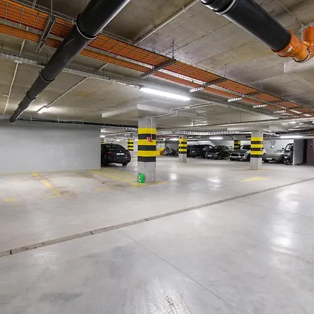 Chwaliszewo With Free Garage By Renters Daire