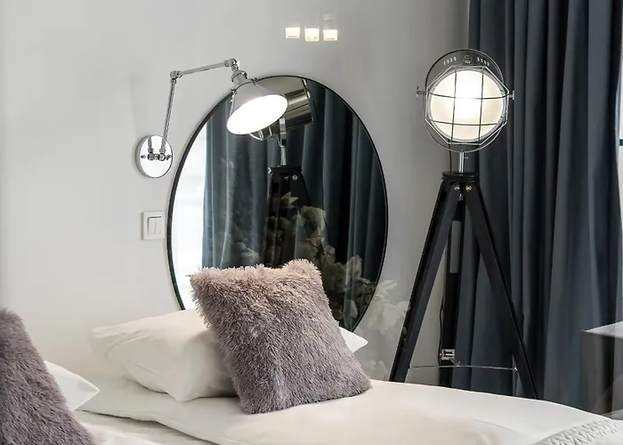 Chwaliszewo With Free Garage By Renters * Poznań