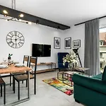 Chwaliszewo With Free Garage By Renters Apartment *