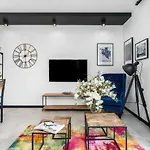 Chwaliszewo With Free Garage By Renters * Poznan