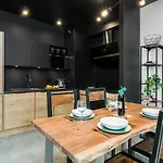 Chwaliszewo With Free Garage By Renters Poznan