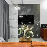 Chwaliszewo With Free Garage By Renters Apartment *