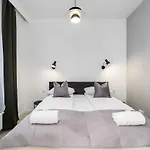 Apartment Chwaliszewo With Free Garage By Renters Poznan