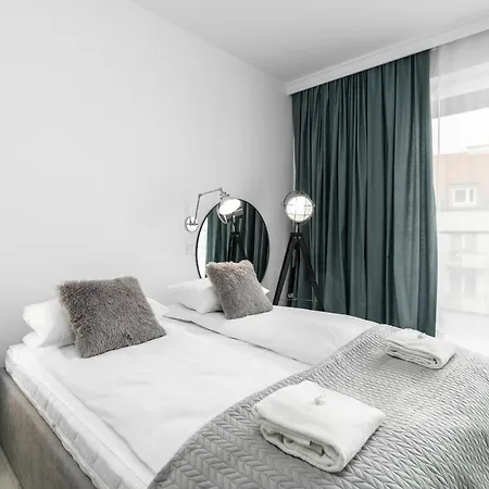 Chwaliszewo With Free Garage By Renters 아파트