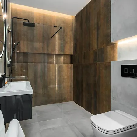 Chwaliszewo With Free Garage By Renters