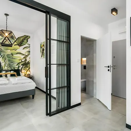 Chwaliszewo With Free Garage By Renters * Poznań