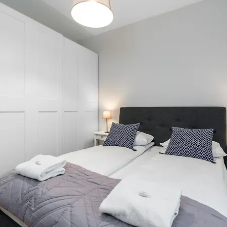Chwaliszewo With Free Garage By Renters Apartment *