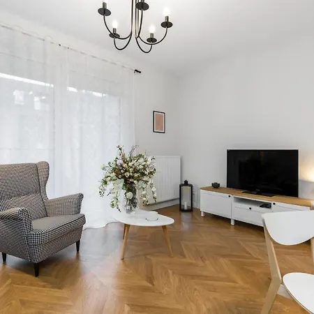 Apartment Chwaliszewo With Free Garage By Renters