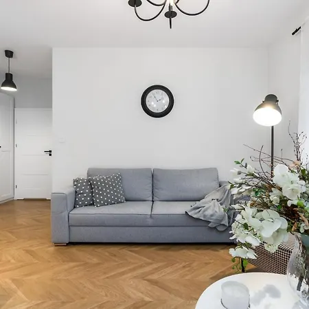 Chwaliszewo With Free Garage By Renters Poznan