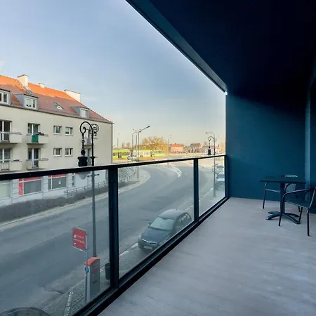 Chwaliszewo With Free Garage By Renters 포즈난