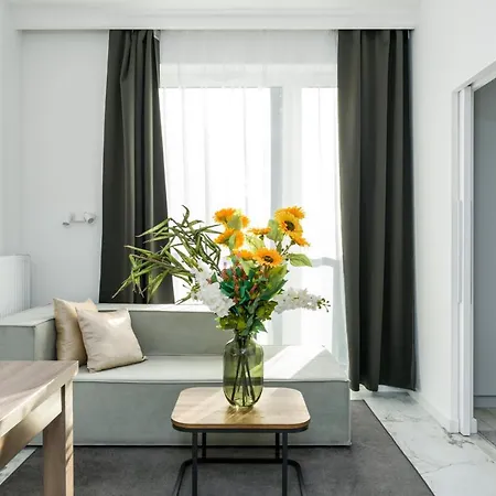Chwaliszewo With Free Garage By Renters * 포즈난