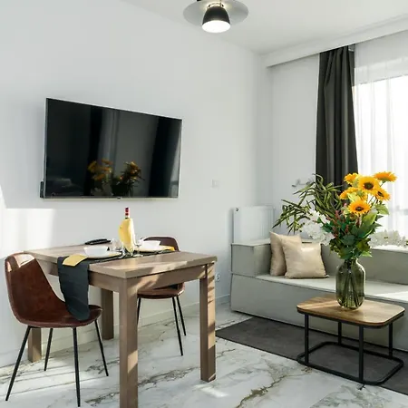 Chwaliszewo With Free Garage By Renters 아파트