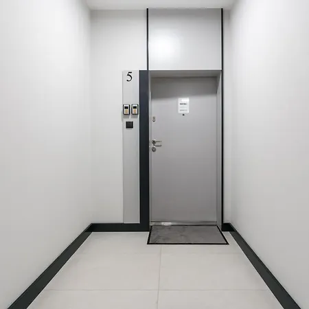 Apartment Chwaliszewo With Free Garage By Renters Poznan
