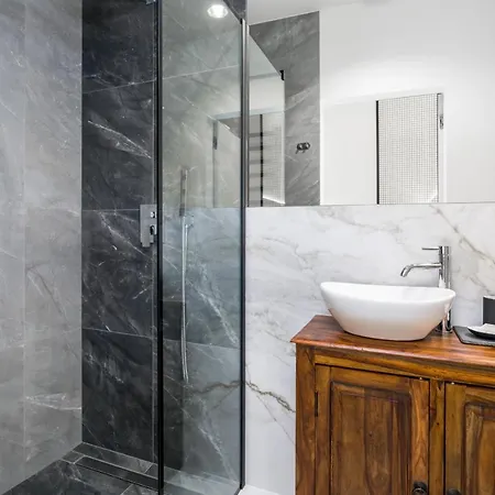 Chwaliszewo With Free Garage By Renters * Poznań