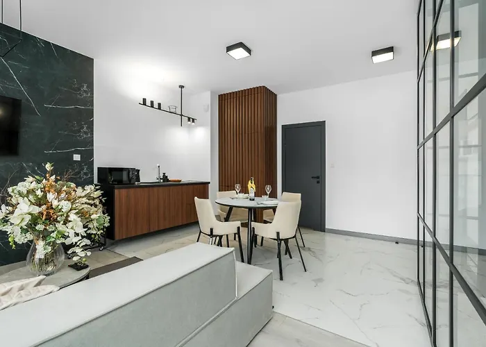 Chwaliszewo With Free Garage By Renters Apartment *