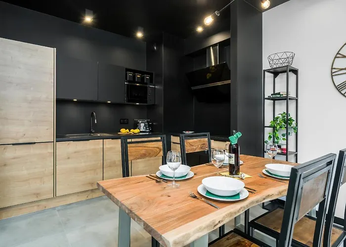 Chwaliszewo With Free Garage By Renters Posen