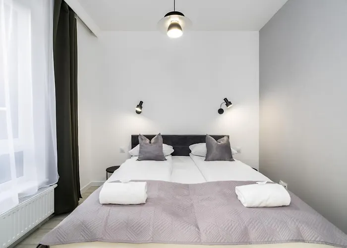 Apartment Chwaliszewo With Free Garage By Renters Posen